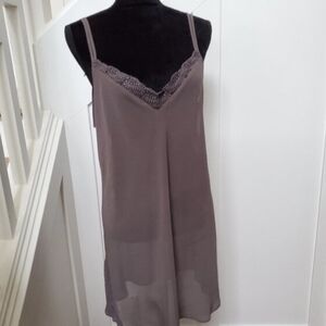 Elegant Lace Trim Backless Negligee